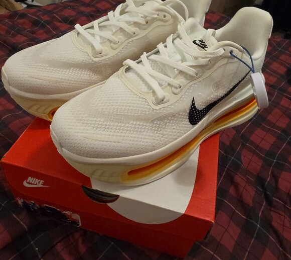 Nike Men’s White ZoomX Running Shoe with Orange Accent